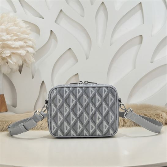 Dior Hit The Road messenger pouch Grey – DB028