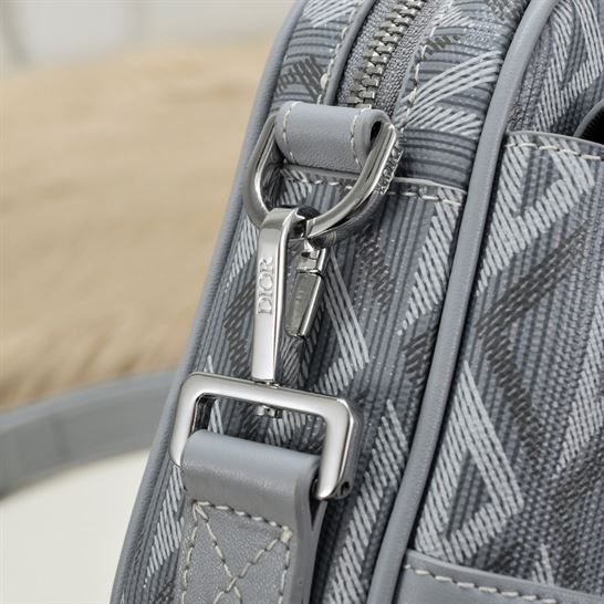 Dior Hit The Road messenger pouch Grey – DB028