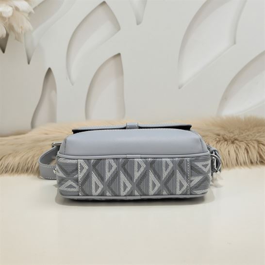 Dior Hit The Road messenger pouch Grey – DB028