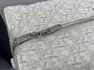 Dior Lingot 50 Duffle bag Cream Dior Oblique Jacquard – DB047