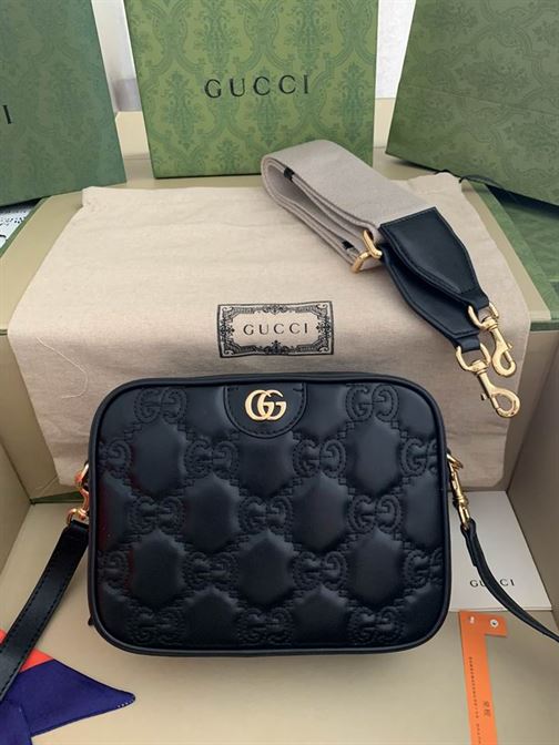 GG Matelassé small bag Black leather – GB078