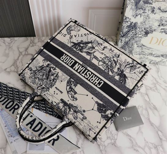 Large Dior Book Tote Latte Toile de Jouy Zodiac Embroidery – DB039