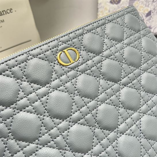 Large Dior Caro Daily pouch Cloud Blue – DB042