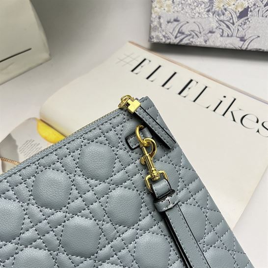 Large Dior Caro Daily pouch Cloud Blue – DB042