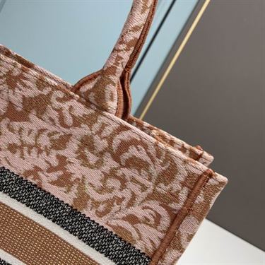 Medium Dior Book Tote Metallic Pink Brocart Embroidery – DB041
