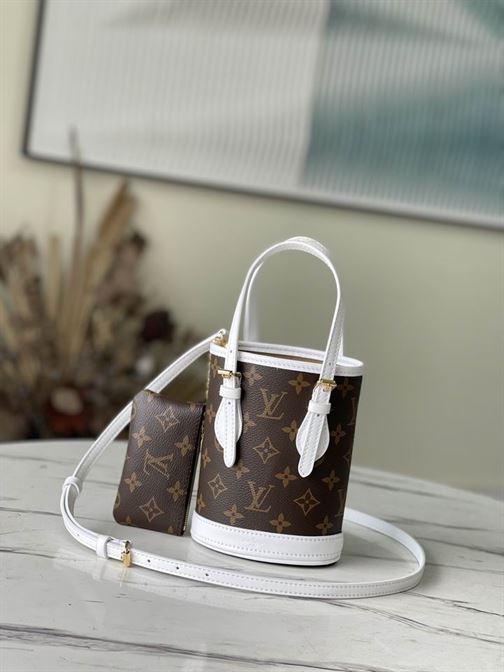 Nano Bucket White Monogram coated canvas – LB050
