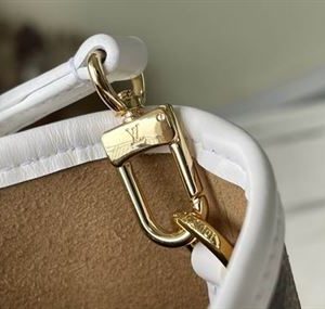 Nano Bucket White Monogram coated canvas - LB050