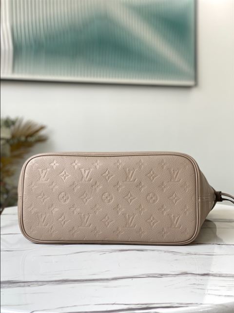 Neverfull MM Tote bag Monogram Empreinte leather – LB057