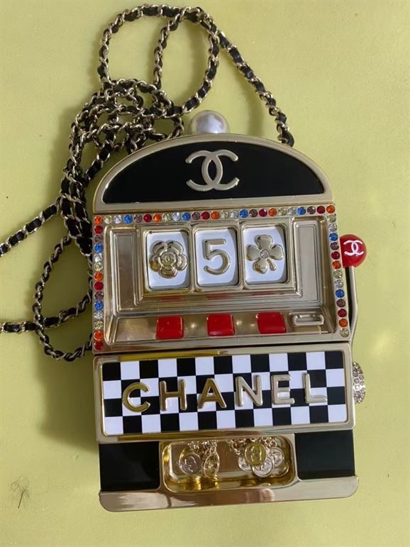 Slot Machine Minaudiere Black, Gold, White & Red – CB025