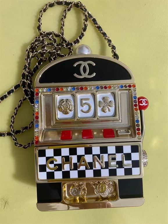Slot Machine Minaudiere Black, Gold, White & Red – CB025