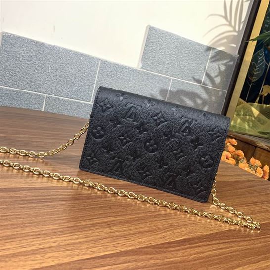 Vavin Chain Wallet Black Embossed cowhide leather – LB044