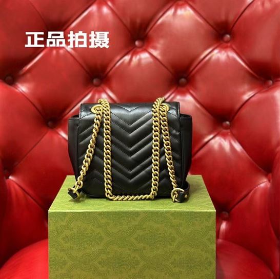 GG Marmont Matelassé mini tote bag Black chevron leather – GB148