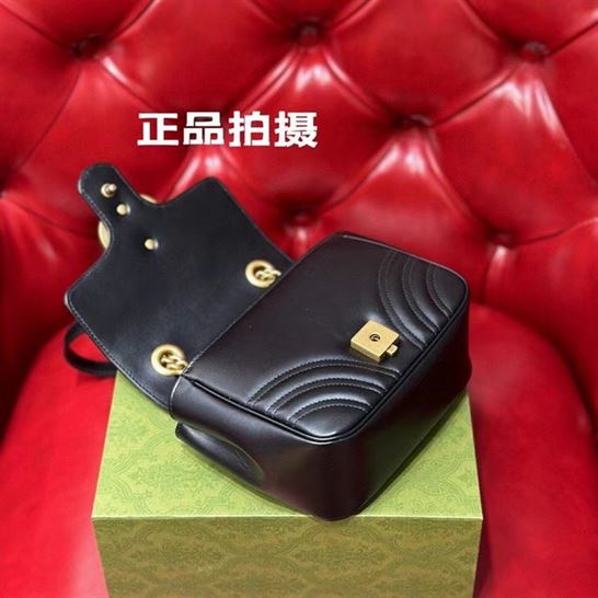 GG Marmont Matelassé mini tote bag Black chevron leather – GB148