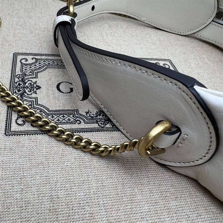 GG Marmont half-moon-shaped mini bag White matelassé chevron leather – GB114