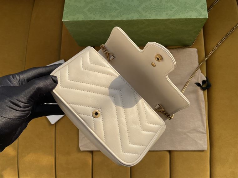 GG Marmont leather super mini bag White matelassé chevron – GB162