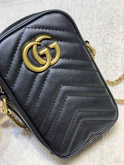 GG Marmont mini bag Black matelassé chevron leather – GB159