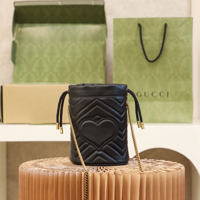 GG Marmont mini bucket bag Black matelassé chevron leather – GB158
