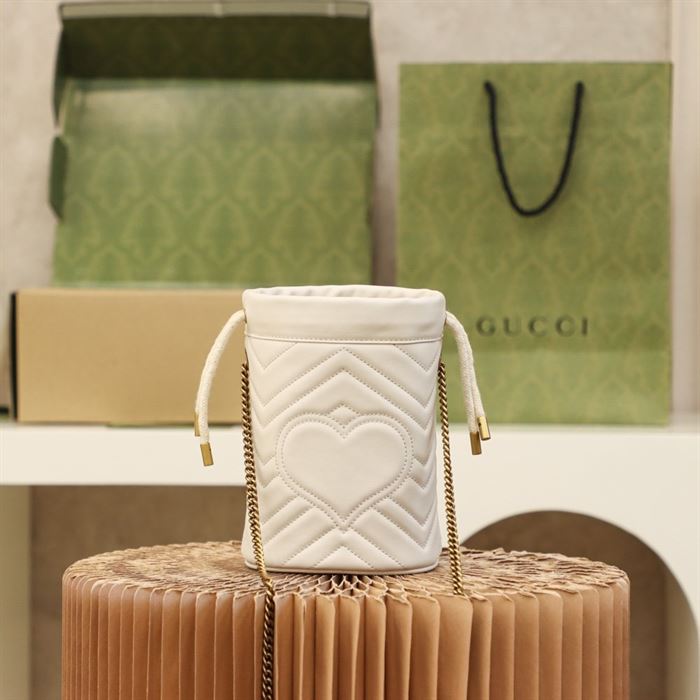 GG Marmont mini bucket bag White matelassé chevron leather – GB157