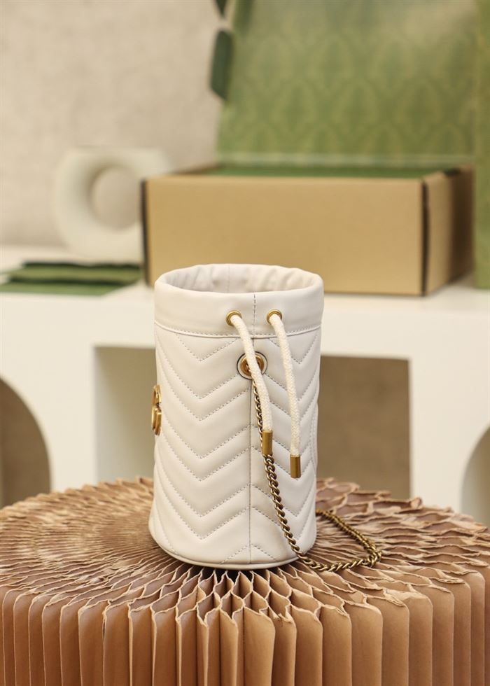 GG Marmont mini bucket bag White matelassé chevron leather – GB157