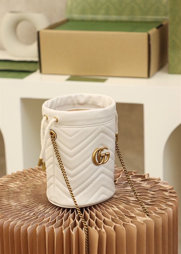 GG Marmont mini bucket bag White matelassé chevron leather – GB157