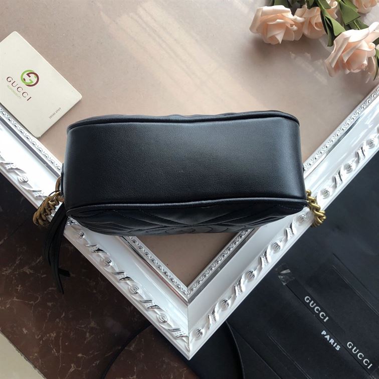 GG Marmont mini shoulder bag Black matelassé chevron leather – GB146