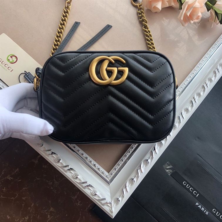 GG Marmont mini shoulder bag Black matelassé chevron leather – GB146