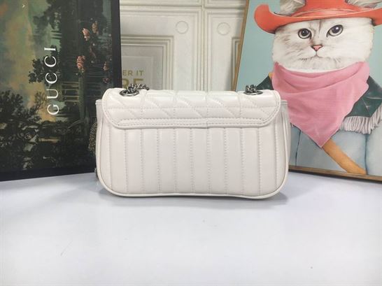 GG Marmont small shoulder bag White matelassé leather – GB151