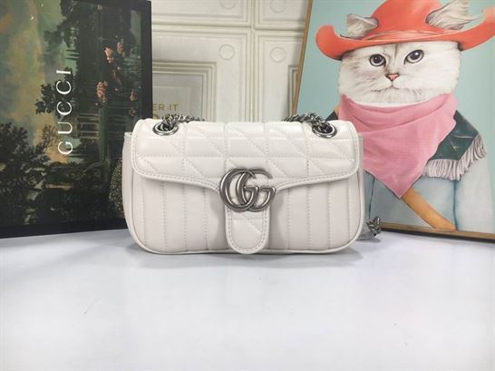 GG Marmont small shoulder bag White matelassé leather – GB151