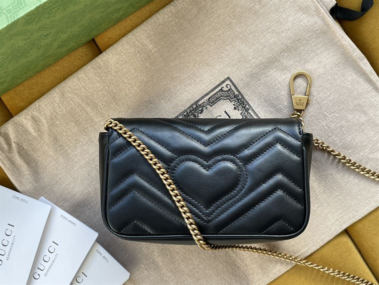 GG Marmont super mini bag Black matelassé chevron leather – GB163