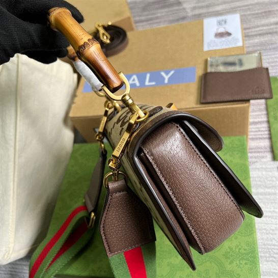 Gucci Bamboo 1947 jumbo GG small top handle bag – GB087