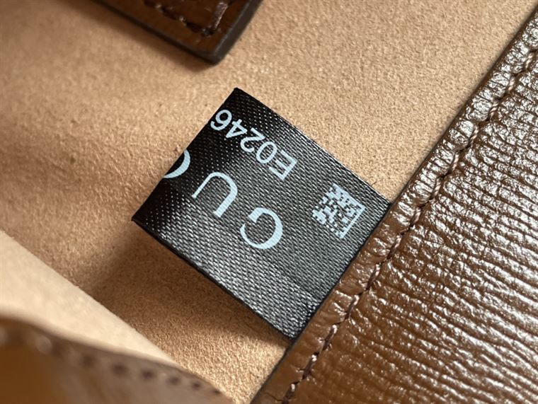 Gucci Horsebit 1955 small bag Beige and ebony GG Supreme canvas – GB109
