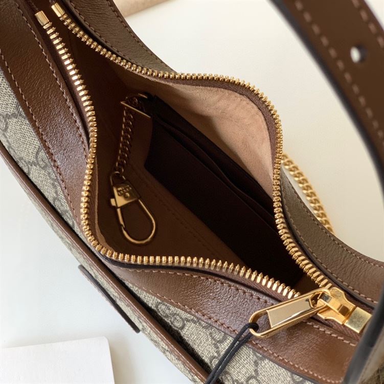 Half-moon-shaped mini bag with Interlocking G Beige and ebony – GB116