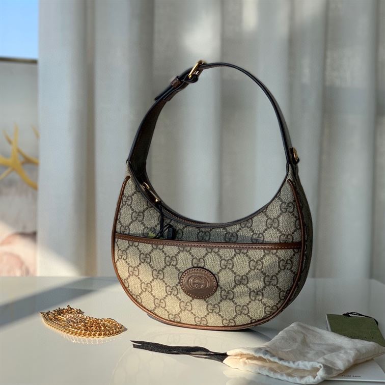 Half-moon-shaped mini bag with Interlocking G Beige and ebony – GB116
