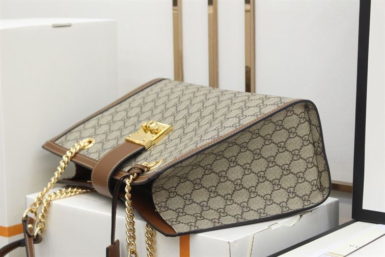 Padlock medium GG shoulder bag Beige/ebony brown leather detail - GB086