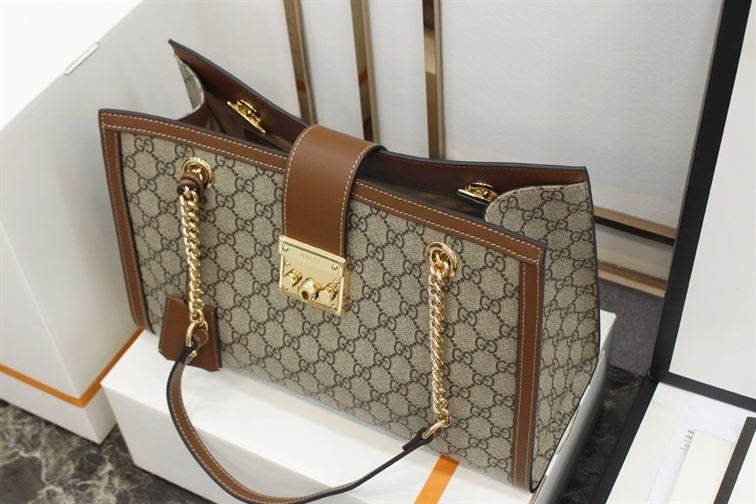 Padlock medium GG shoulder bag Beige/ebony brown leather detail - GB086