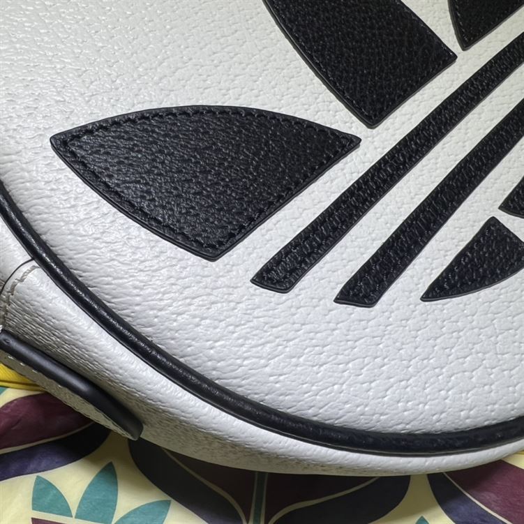 adidas x Gucci Ophidia shoulder bag White leather – GB092