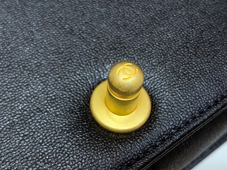 Chanel Medium Boy Bag Black Caviar Antique Gold Hardware – CB048