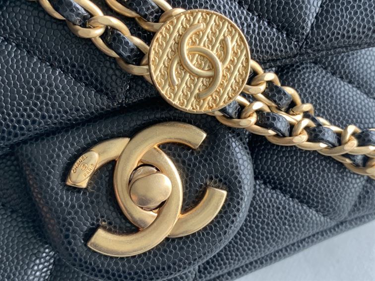 Chanel Mini Flap Bag Black Shiny Calfskin Gold-Tone Metal – CB046