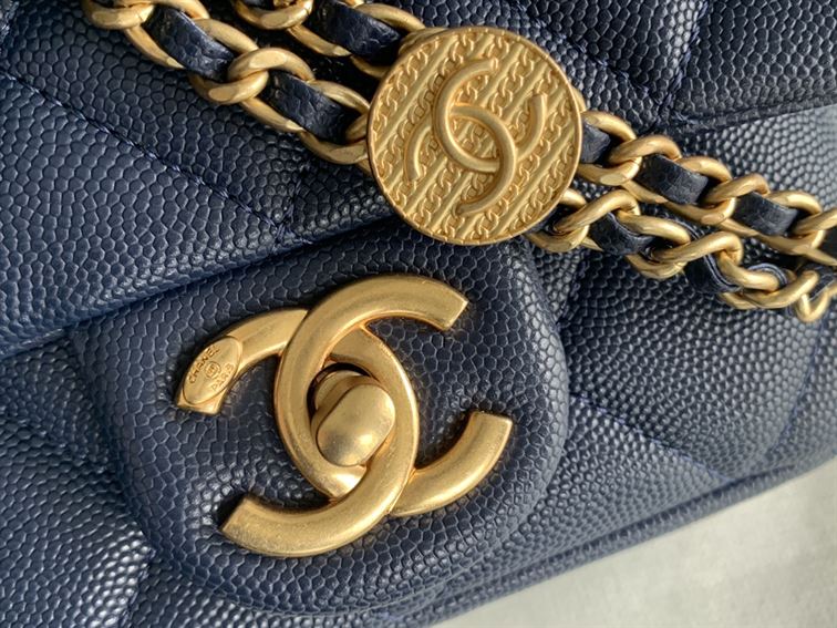 Chanel Mini Flap Bag Navy Blue Shiny Calfskin Gold-Tone Metal – CB044