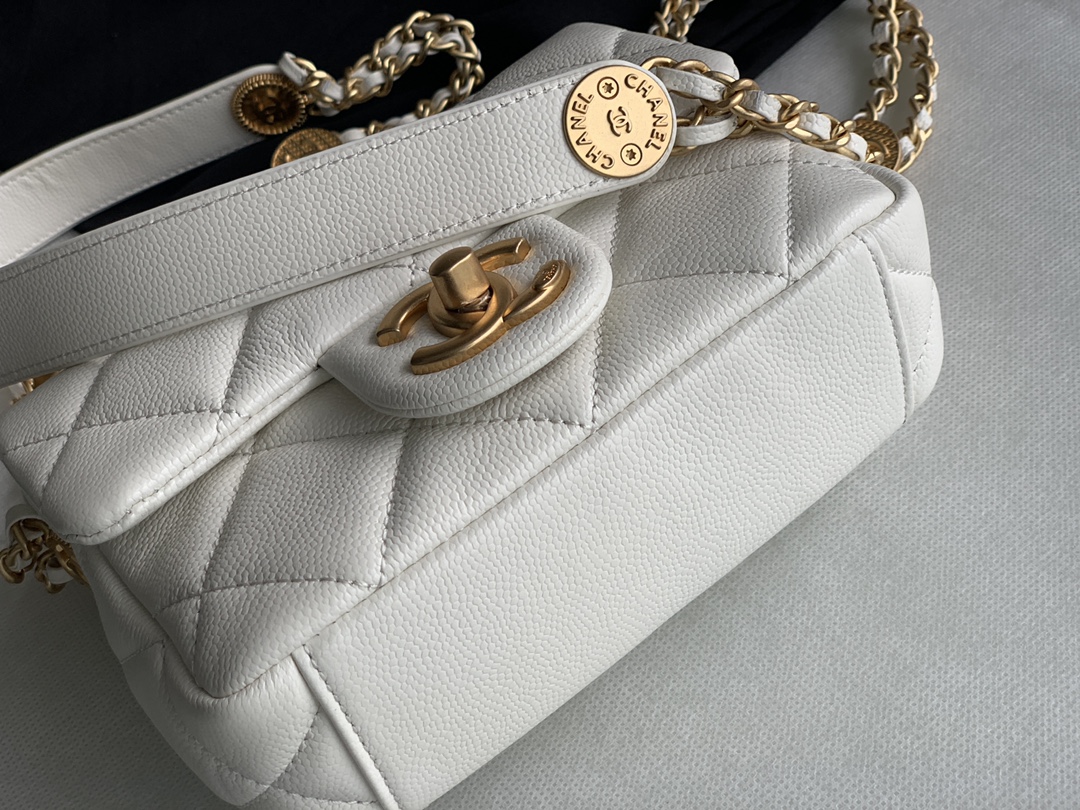 Chanel Mini Flap Bag White Shiny Calfskin Gold-Tone Metal – CB047
