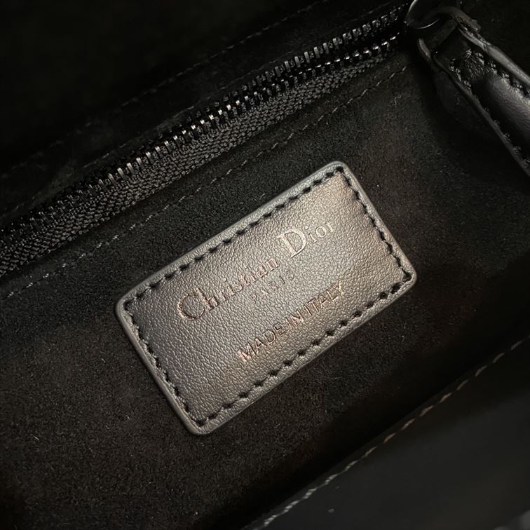 Mini Lady Dior Bag Black Cannage Calfskin with Diamond Motif – DB062