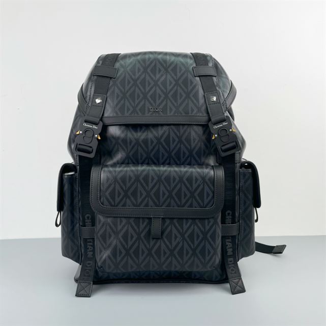 Dior Hit The Road Backpack CD Diamond Canvas – DB087