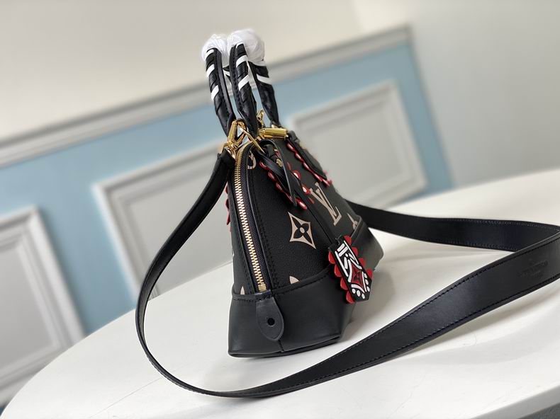 Empreinte Monogram Giant Crafty Alma PM Black – LB097