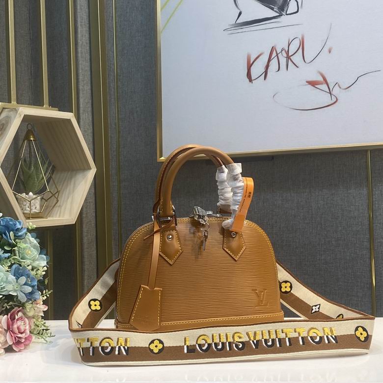 Louis Vuitton Alma BB Honey Gold Epi grained leather – LB083