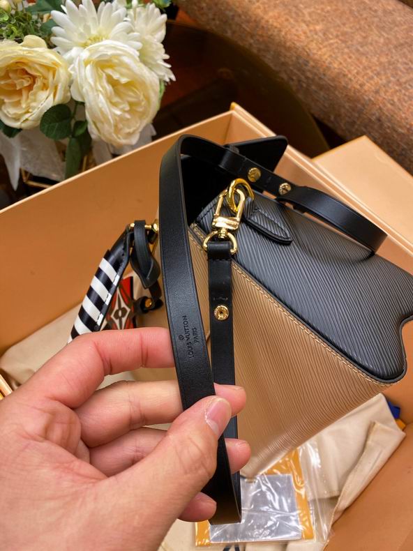 Louis Vuitton Crafty Twist MM Creme Black Epi Leather – LB111