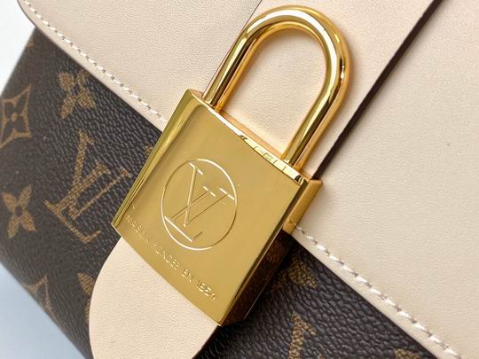 Louis Vuitton Locky BB Crème Beige Monogram canvas cowhide leather – LB071