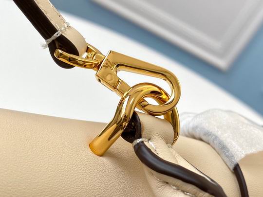 Louis Vuitton Locky BB Crème Beige Monogram canvas cowhide leather – LB071