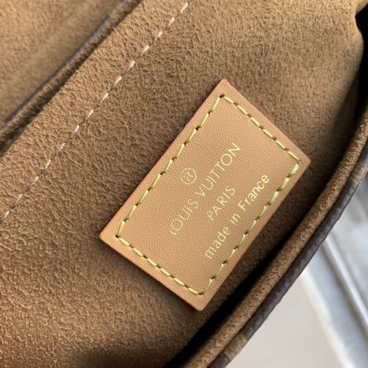 Louis Vuitton Locky BB Monogram canvas shearling – LB073