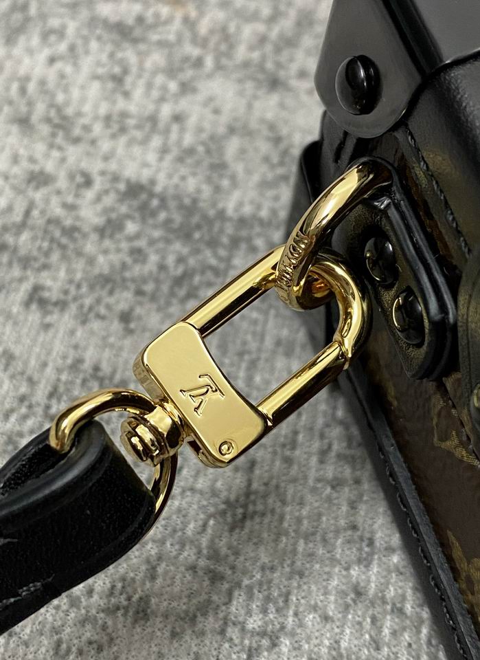 Louis Vuitton Petite Malle Monogram Canvas Trunk Bag – LB098