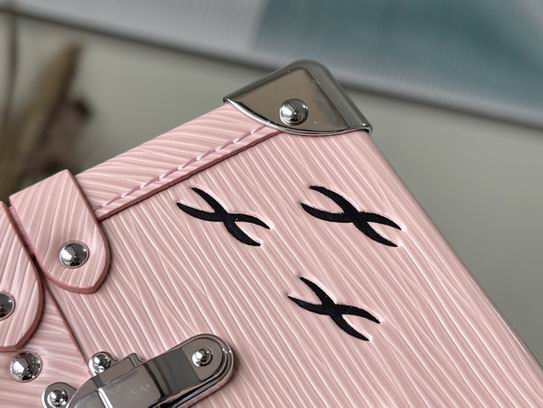 Louis Vuitton Petite Malle Pink Pearlescent Epi Leather – LB107